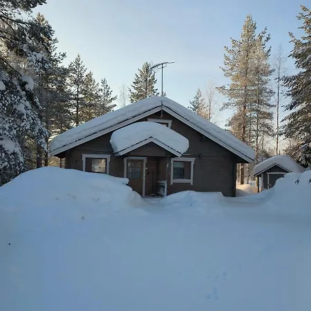 Ukkohalla, Sivumaeki Komula