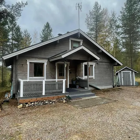 Ukkohalla, Sivumaeki Chalet