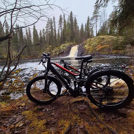 Ukkohalla, Sivumaeki Alpstuga